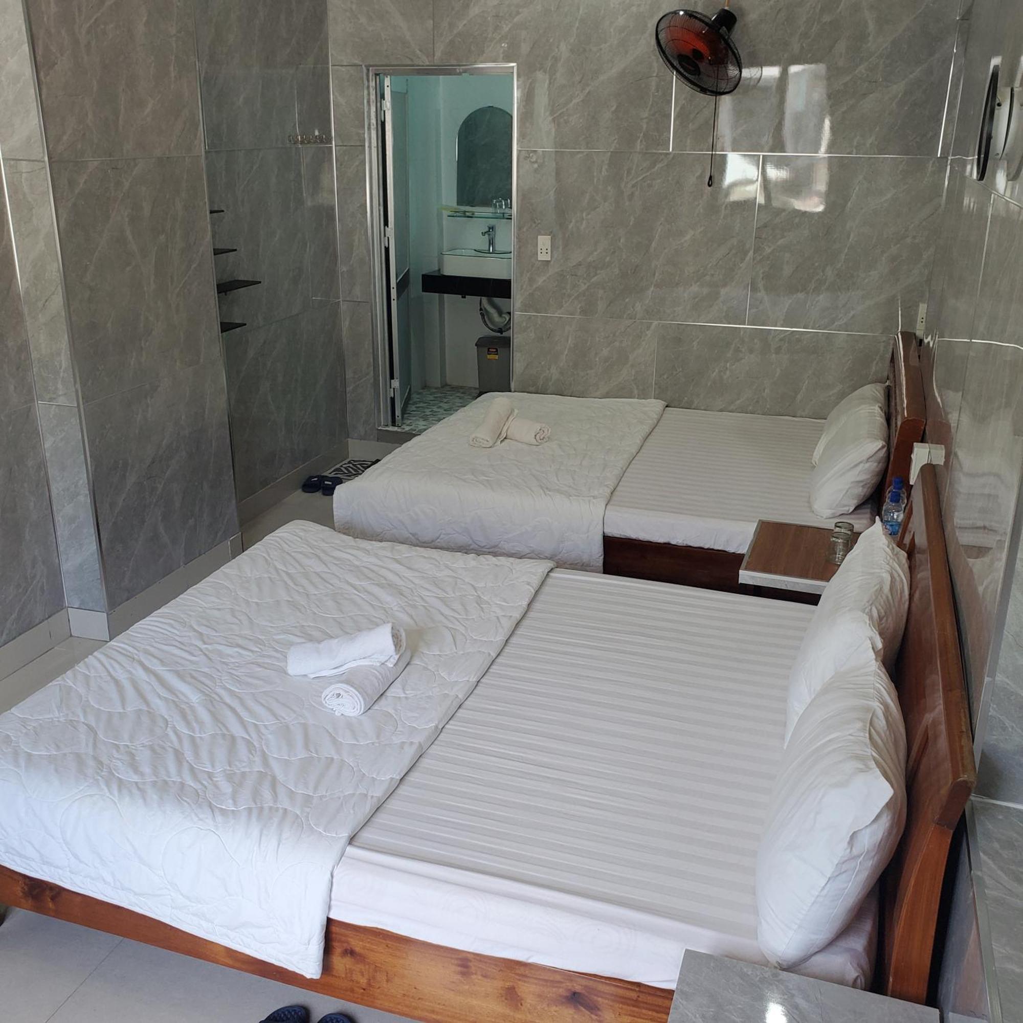 Tuan Thanh Homestay Tân Hiệ Szoba fotó